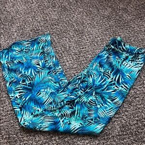 PINK Victoria's Secret Blue Leaf Print Kids Leggings